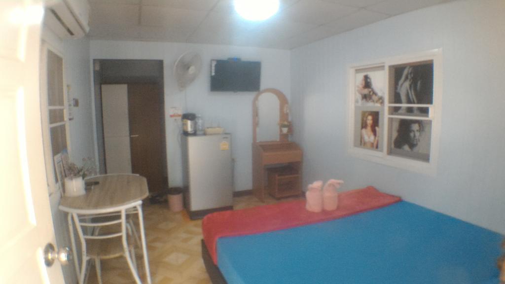 Hi Tech Resort Kabin Buri Dış mekan fotoğraf