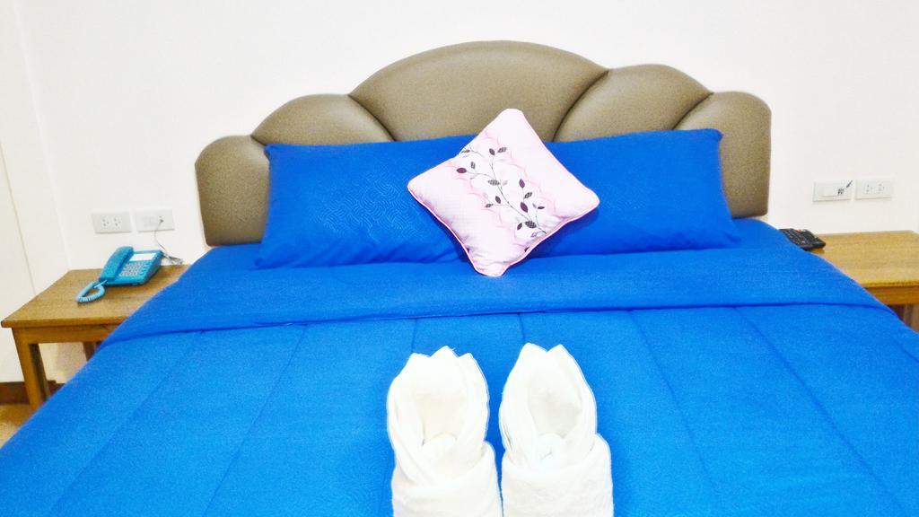 Hi Tech Resort Kabin Buri Dış mekan fotoğraf