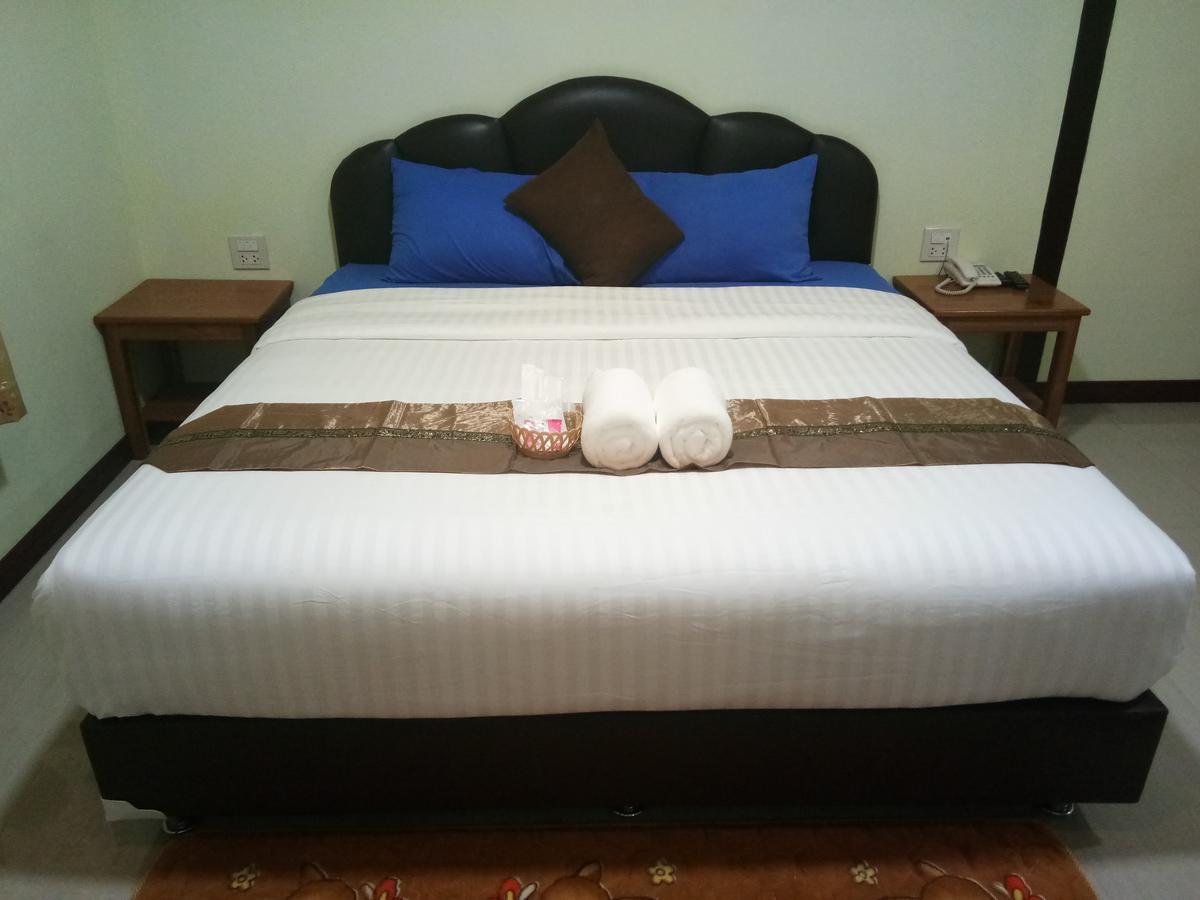 Hi Tech Resort Kabin Buri Dış mekan fotoğraf