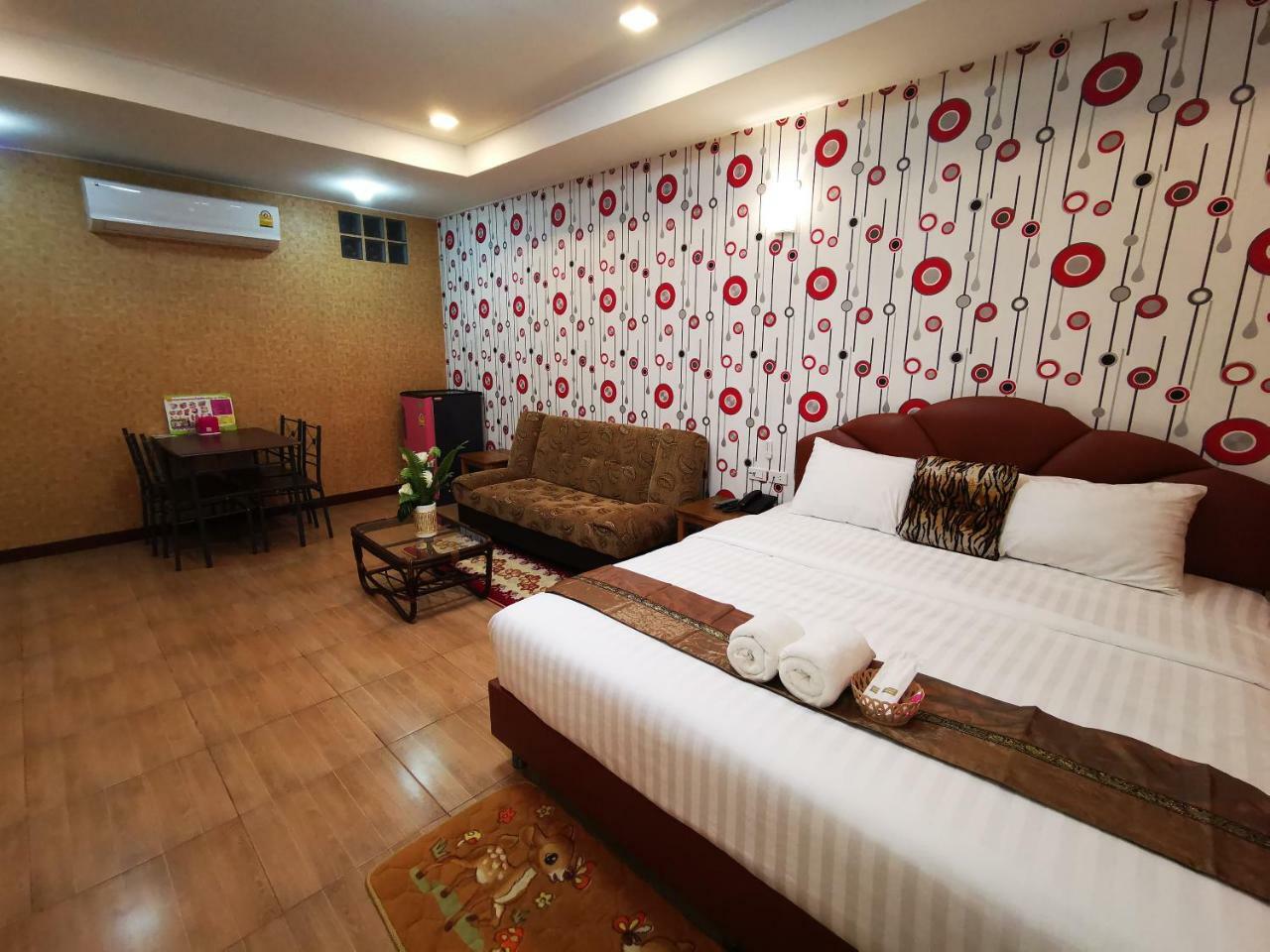 Hi Tech Resort Kabin Buri Dış mekan fotoğraf