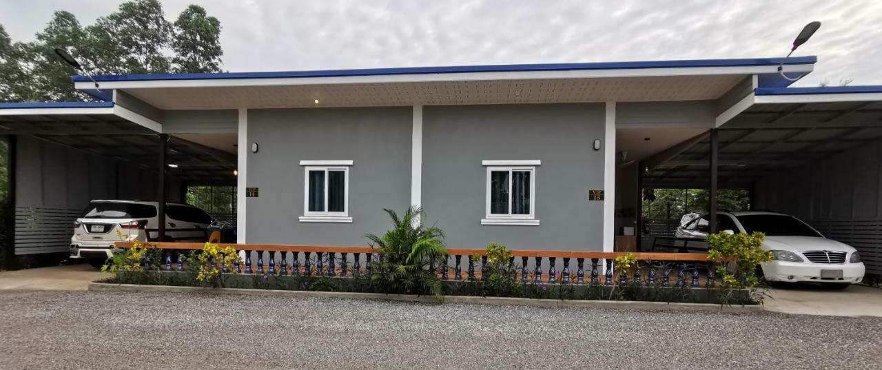 Hi Tech Resort Kabin Buri Dış mekan fotoğraf